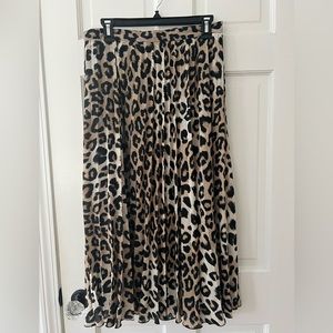 Banana Republic Midi Pleated Skirt   - Size 6